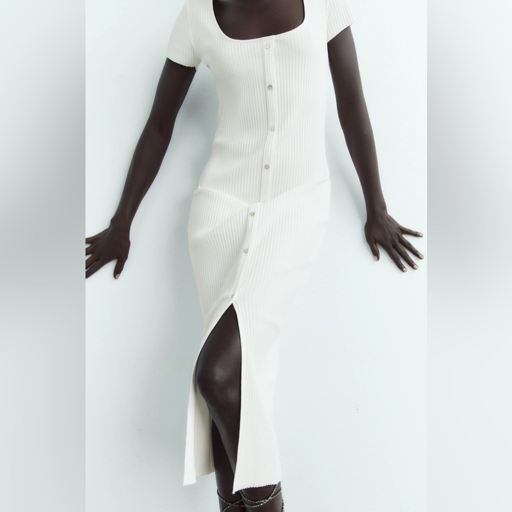 Zara Women’s Ribbed Button-Down White Dress